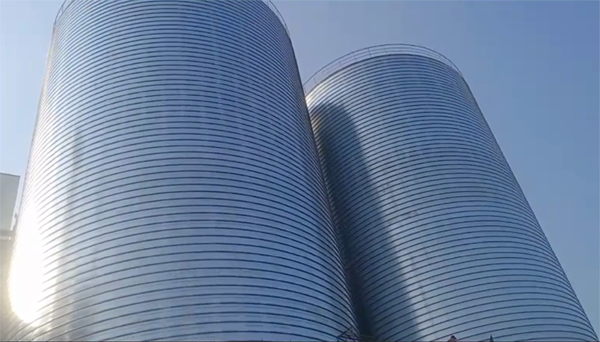 磐石2座混凝土高架卷板仓